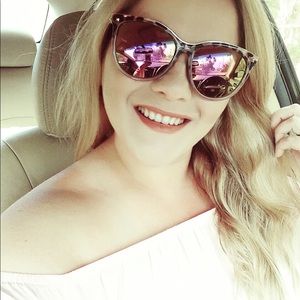 Meet your Posher, Michelle